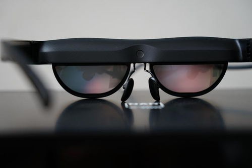 随身巨屏想看就看 雷鸟Air AR智能眼镜体验评测